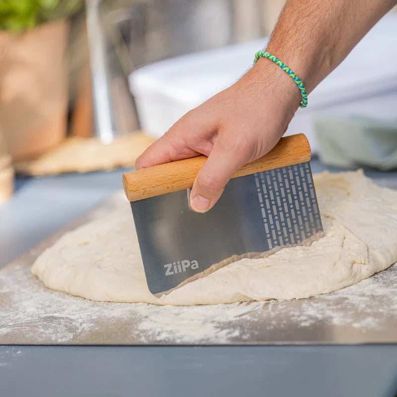 ZiiPa Paolo Pizza Dough Scraper