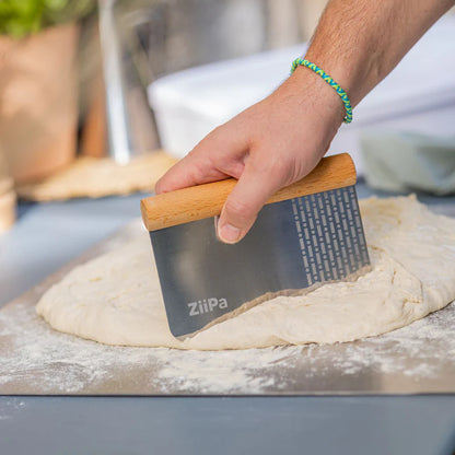 ZiiPa Paolo Pizza Dough Scraper